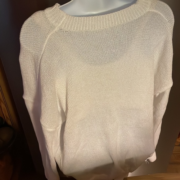 Heart Sweater ❤️ - Picture 11 of 14